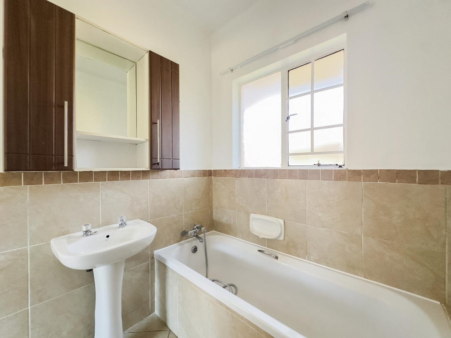 2 Bedroom Property for Sale in Mooikloof Ridge Gauteng