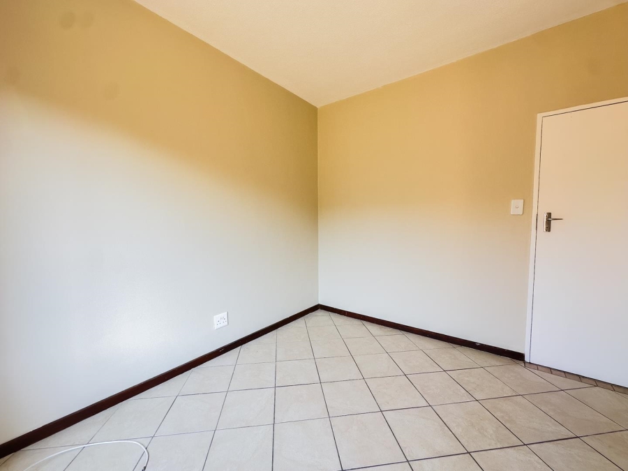 2 Bedroom Property for Sale in Mooikloof Ridge Gauteng