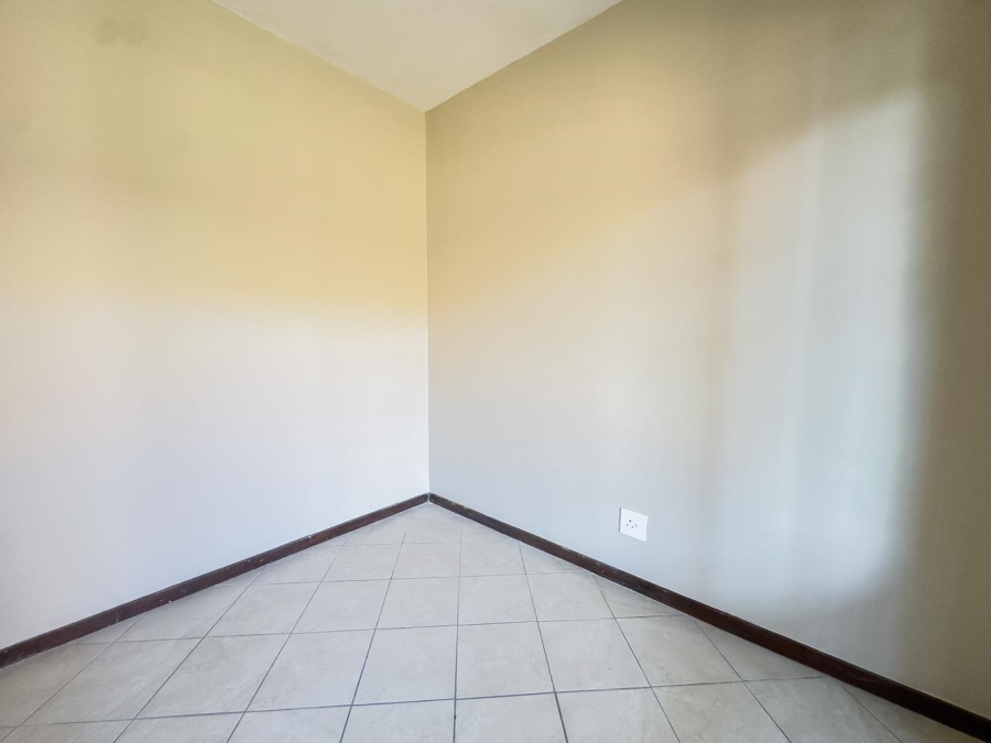 2 Bedroom Property for Sale in Mooikloof Ridge Gauteng