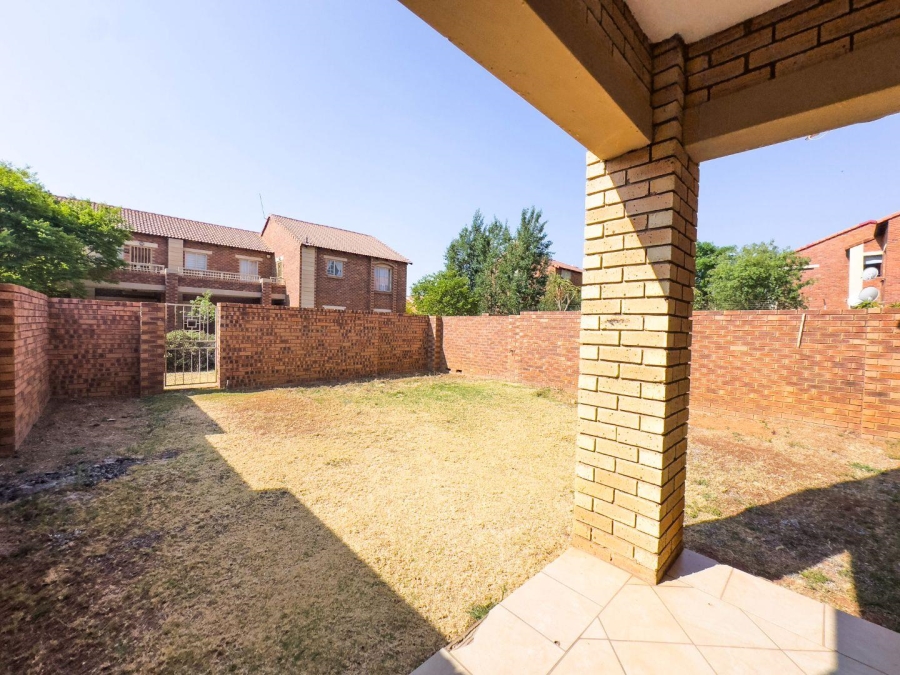 2 Bedroom Property for Sale in Mooikloof Ridge Gauteng