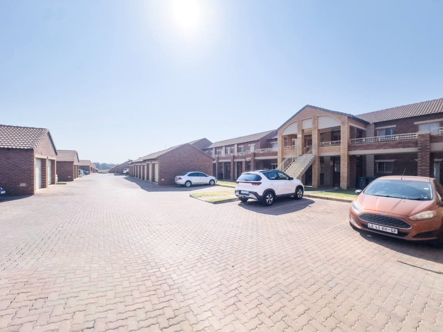 2 Bedroom Property for Sale in Mooikloof Ridge Gauteng