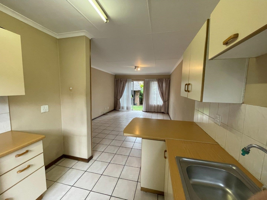 2 Bedroom Property for Sale in Die Wilgers Gauteng