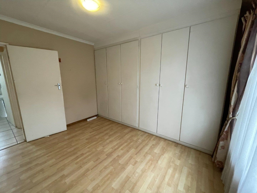 2 Bedroom Property for Sale in Die Wilgers Gauteng