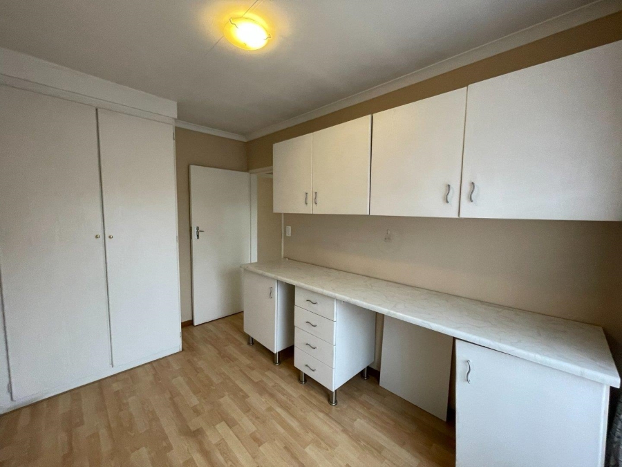 2 Bedroom Property for Sale in Die Wilgers Gauteng