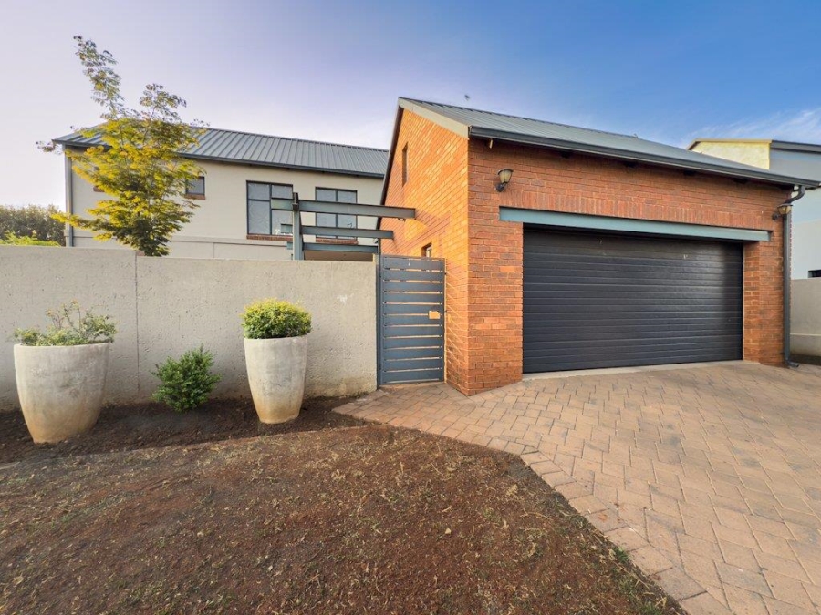 3 Bedroom Property for Sale in Midstream Meadows Gauteng