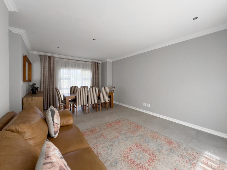 3 Bedroom Property for Sale in Midstream Meadows Gauteng