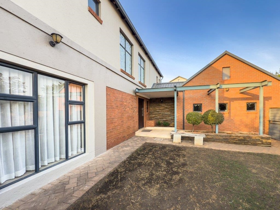 3 Bedroom Property for Sale in Midstream Meadows Gauteng