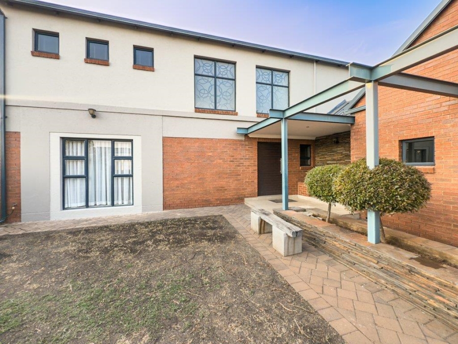 3 Bedroom Property for Sale in Midstream Meadows Gauteng