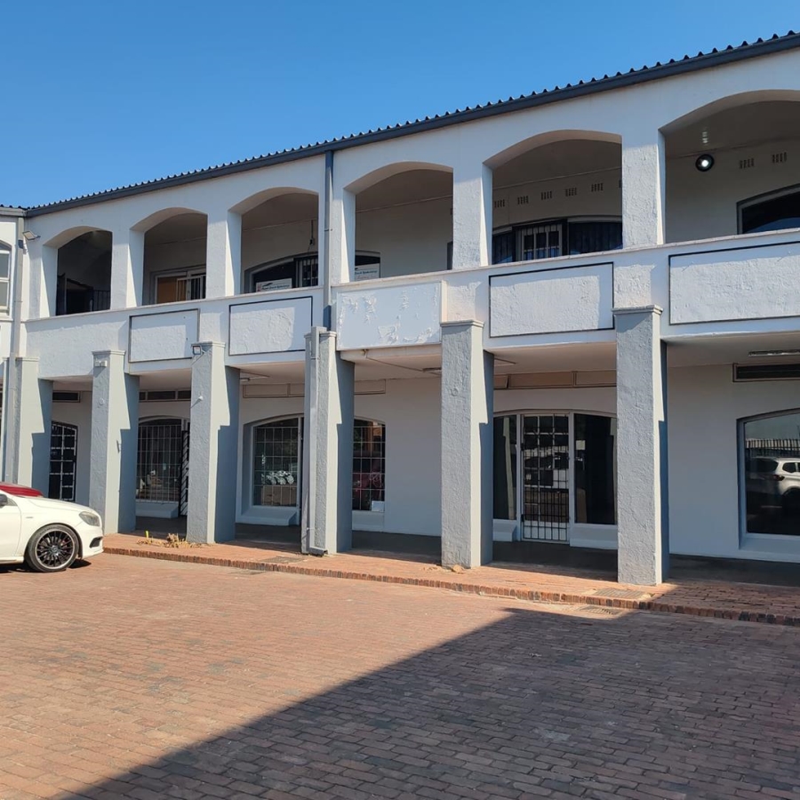 To Let commercial Property for Rent in Blairgowrie Gauteng