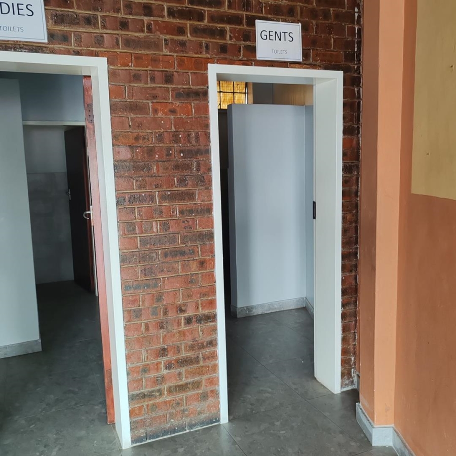 To Let commercial Property for Rent in Blairgowrie Gauteng
