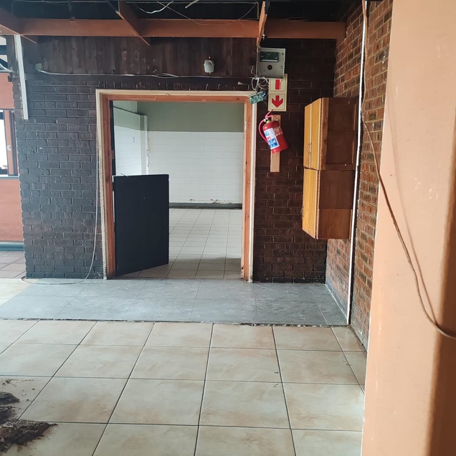 To Let commercial Property for Rent in Blairgowrie Gauteng