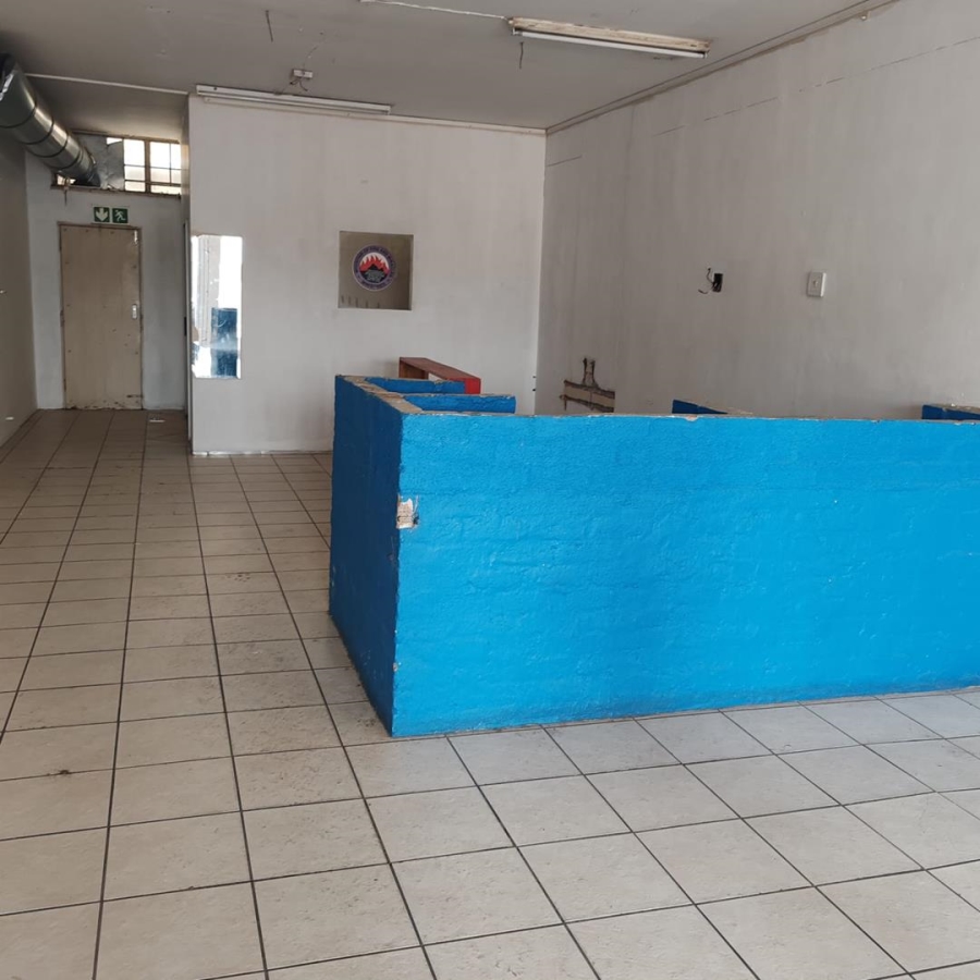 To Let commercial Property for Rent in Blairgowrie Gauteng