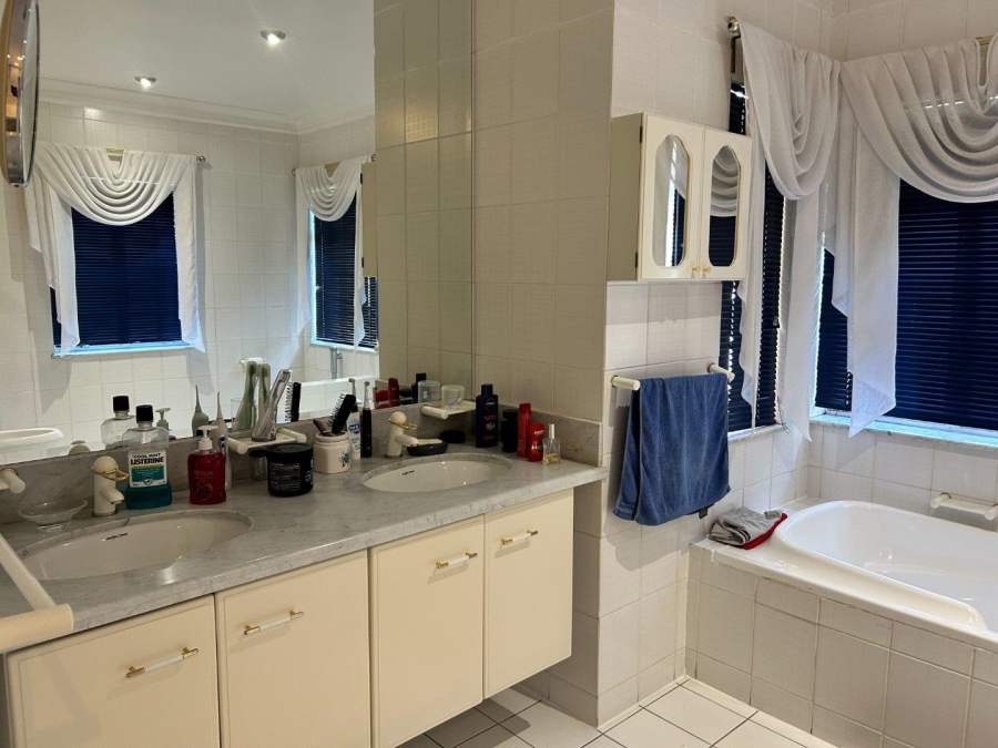 3 Bedroom Property for Sale in Bedfordview Gauteng