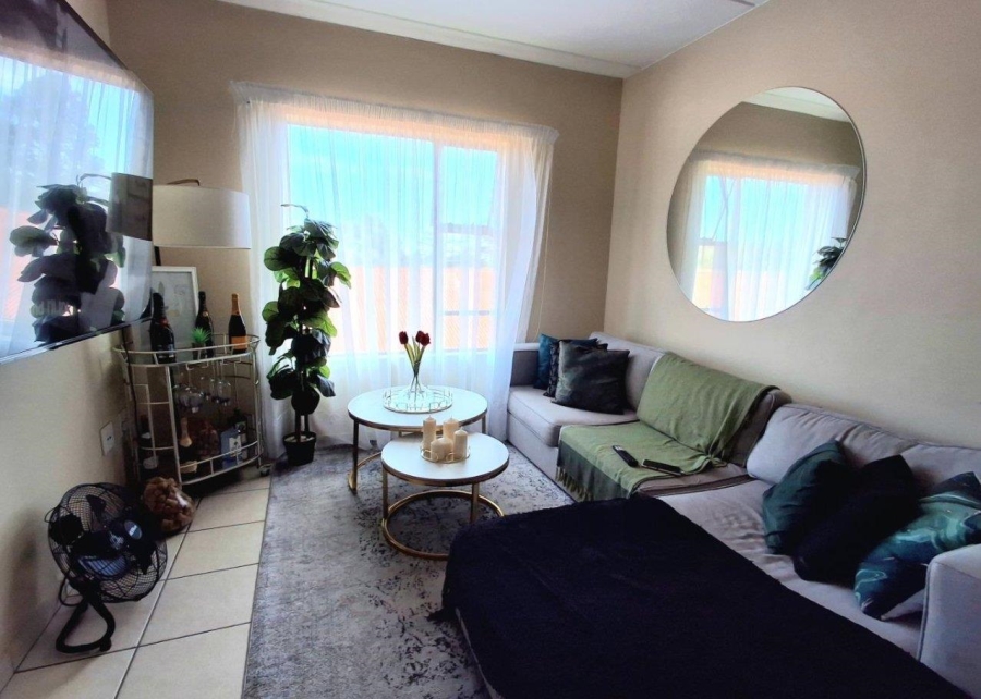1 Bedroom Property for Sale in Vanderbijlpark CW Gauteng