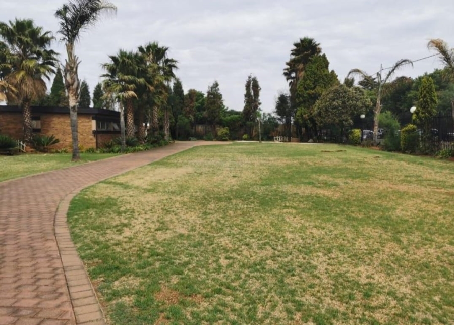 5 Bedroom Property for Sale in Rand Collieries Gauteng