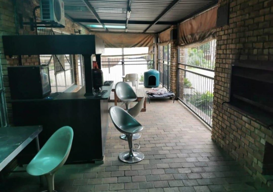 5 Bedroom Property for Sale in Rand Collieries Gauteng