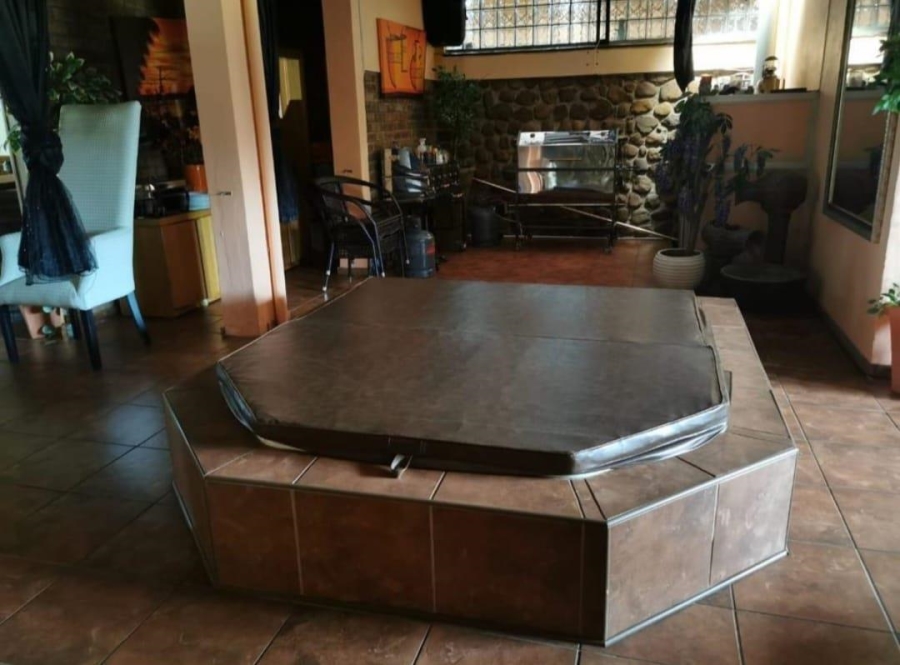 5 Bedroom Property for Sale in Rand Collieries Gauteng