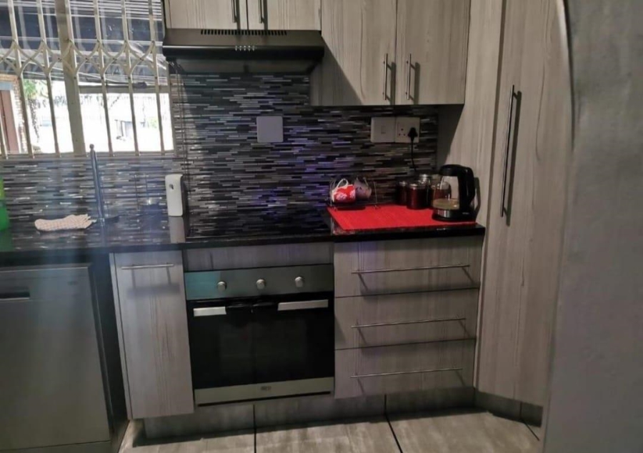 5 Bedroom Property for Sale in Rand Collieries Gauteng