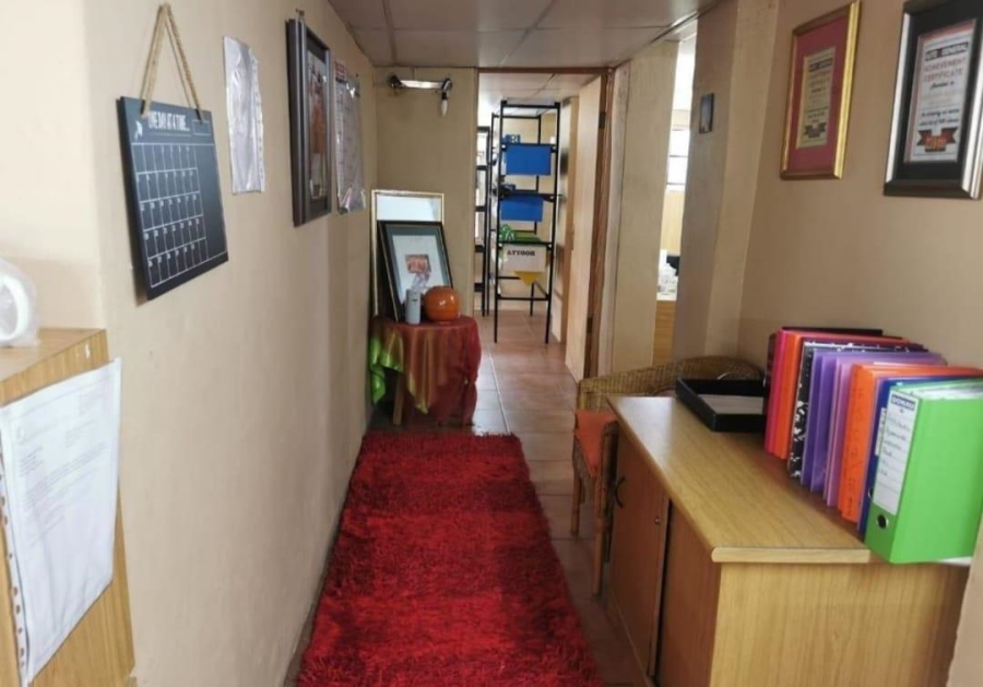 5 Bedroom Property for Sale in Rand Collieries Gauteng
