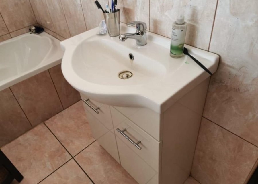 5 Bedroom Property for Sale in Rand Collieries Gauteng