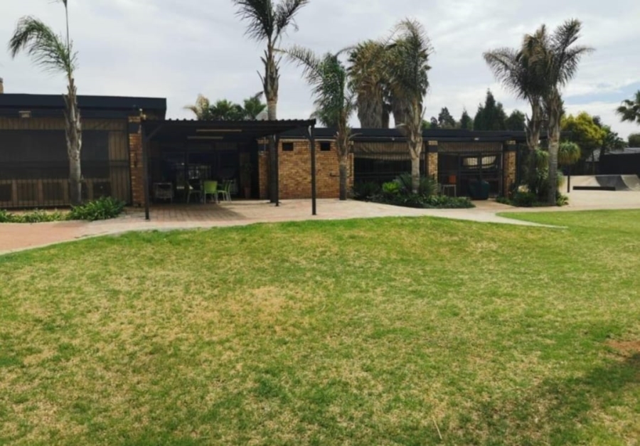 5 Bedroom Property for Sale in Rand Collieries Gauteng