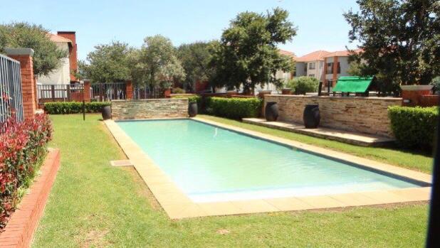 To Let 3 Bedroom Property for Rent in Greenstone Hill Gauteng