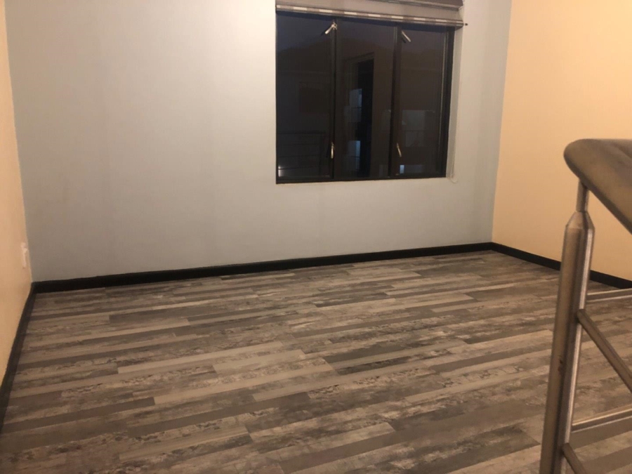 To Let 3 Bedroom Property for Rent in Greenstone Hill Gauteng