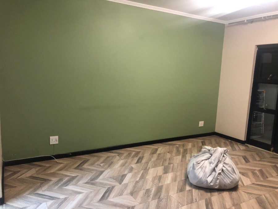 To Let 3 Bedroom Property for Rent in Greenstone Hill Gauteng