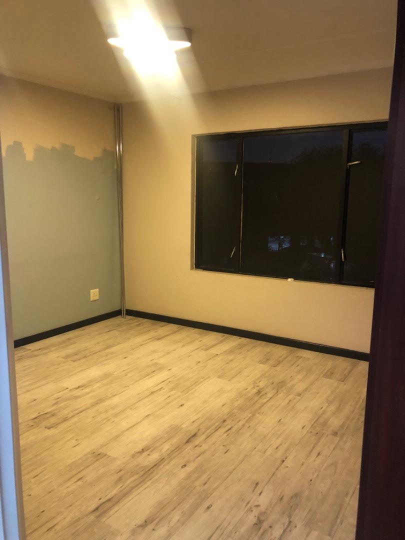 To Let 3 Bedroom Property for Rent in Greenstone Hill Gauteng