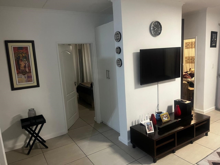 3 Bedroom Property for Sale in Greenstone Ridge Gauteng