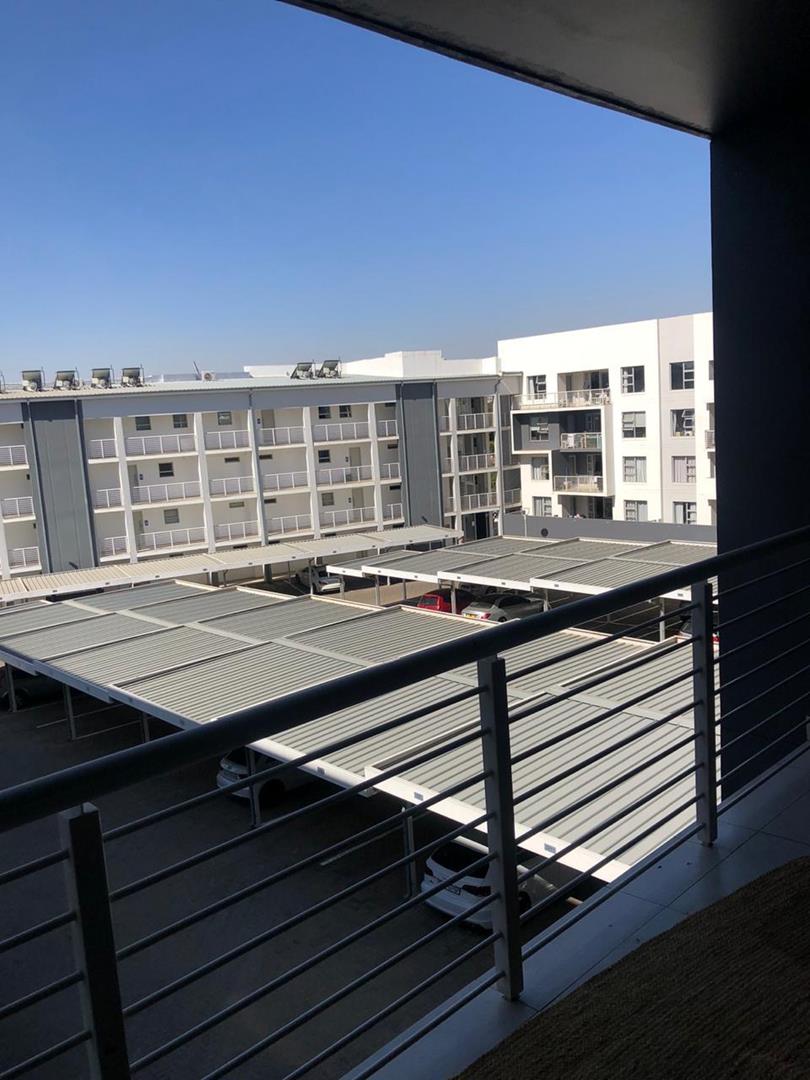 2 Bedroom Property for Sale in Atholl Gauteng