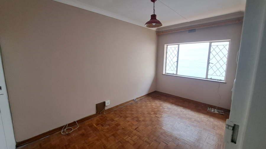 To Let 2 Bedroom Property for Rent in Robindale Gauteng