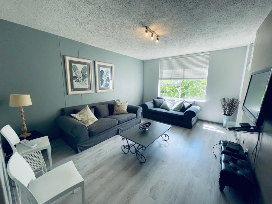 To Let 2 Bedroom Property for Rent in Sandhurst Gauteng