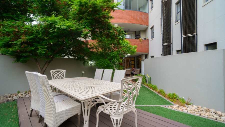 To Let 3 Bedroom Property for Rent in Sandown Gauteng