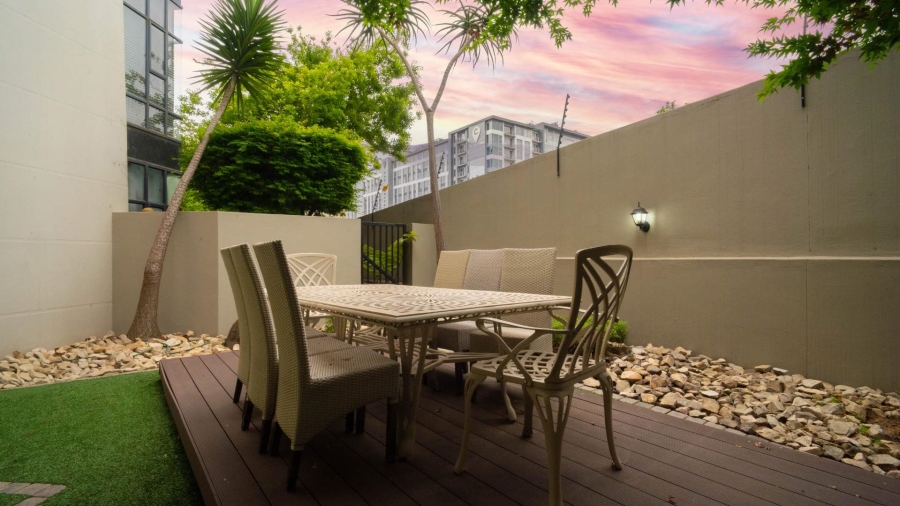 To Let 3 Bedroom Property for Rent in Sandown Gauteng