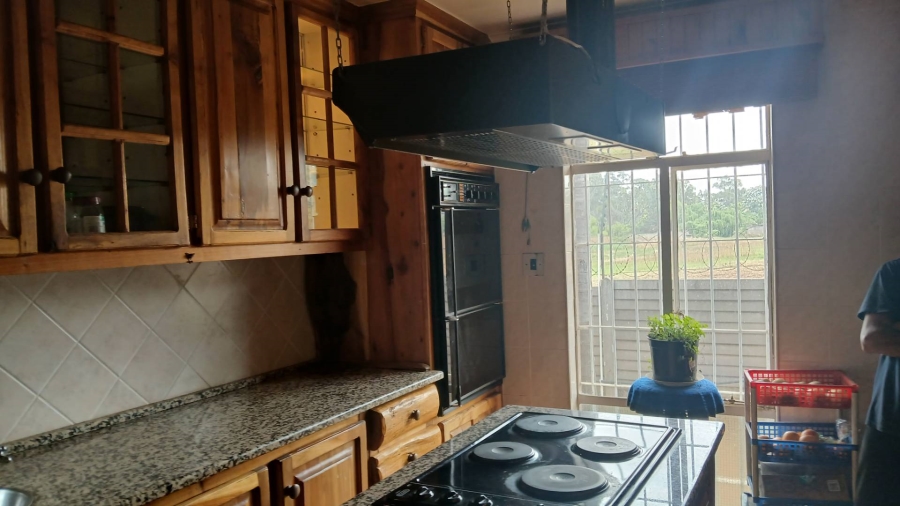 4 Bedroom Property for Sale in Bonaero Park Gauteng