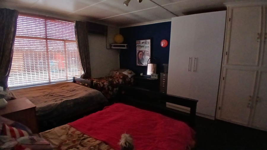 4 Bedroom Property for Sale in Bonaero Park Gauteng