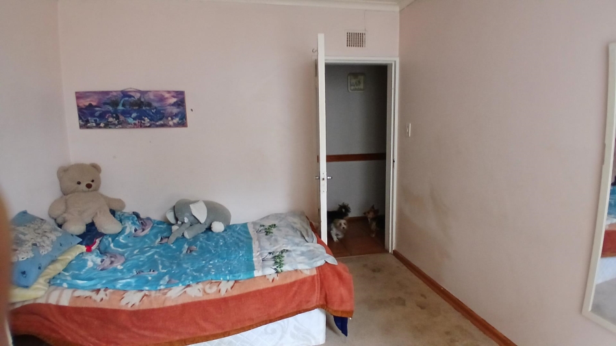 4 Bedroom Property for Sale in Bonaero Park Gauteng