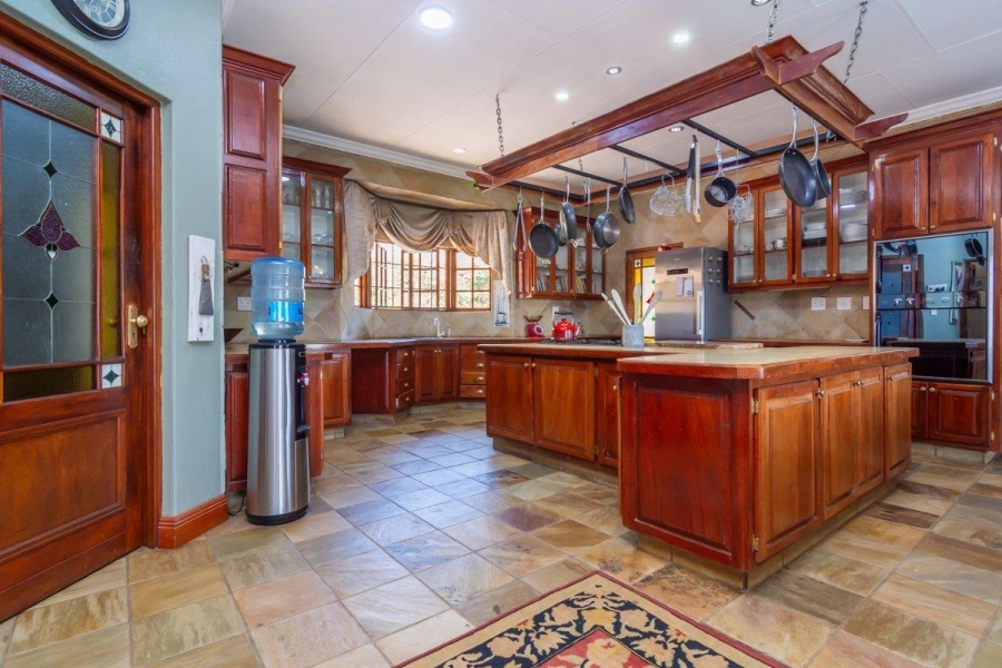 4 Bedroom Property for Sale in Roodepoort Gauteng