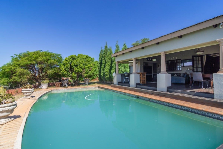 4 Bedroom Property for Sale in Roodepoort Gauteng