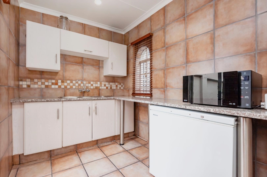 3 Bedroom Property for Sale in Verwoerdpark Gauteng