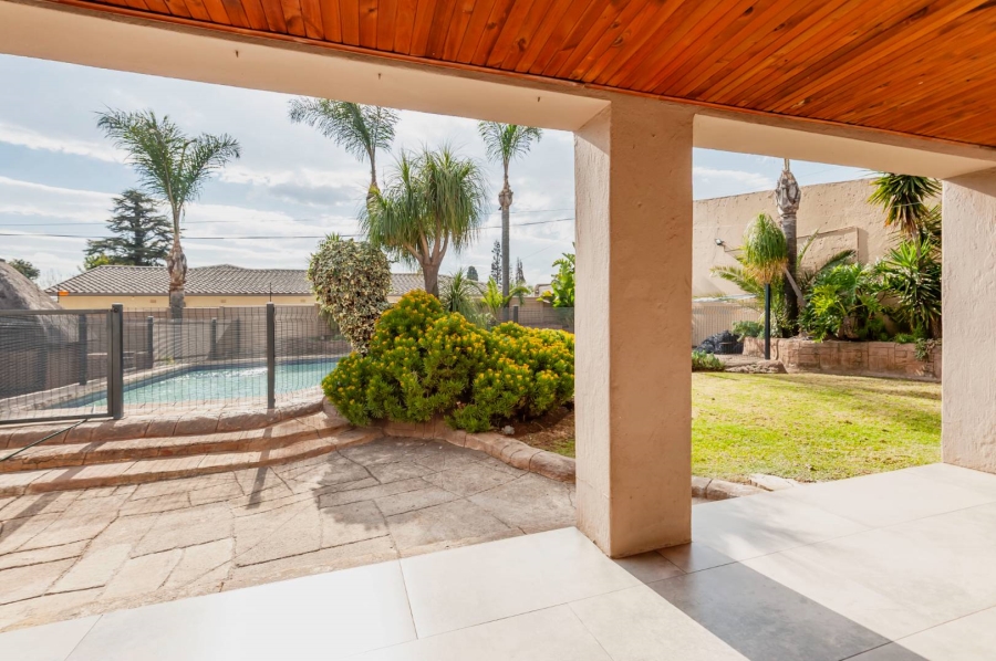 3 Bedroom Property for Sale in Verwoerdpark Gauteng