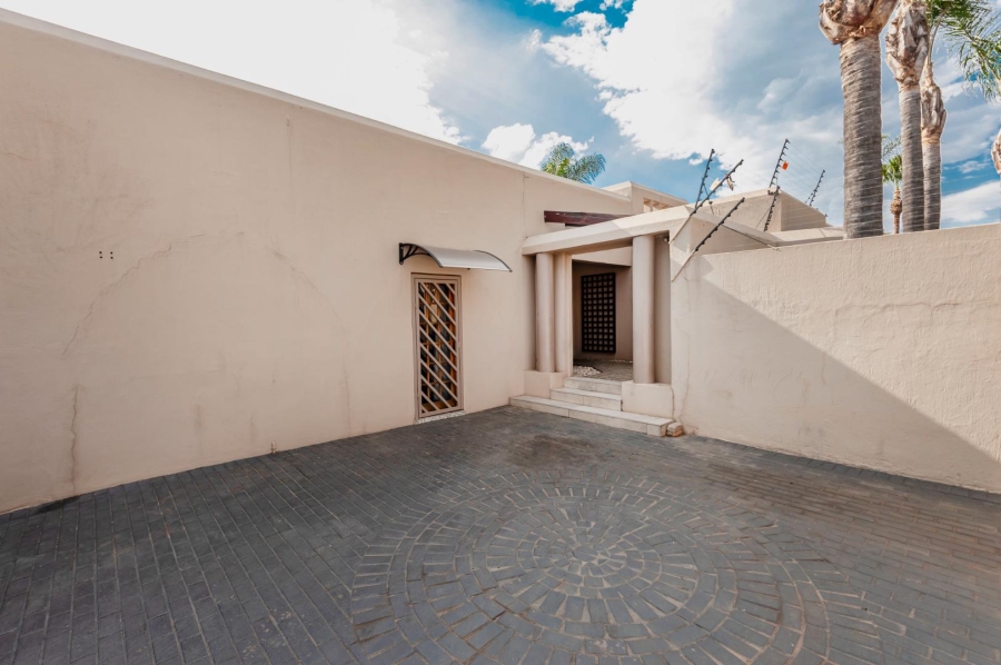 3 Bedroom Property for Sale in Verwoerdpark Gauteng
