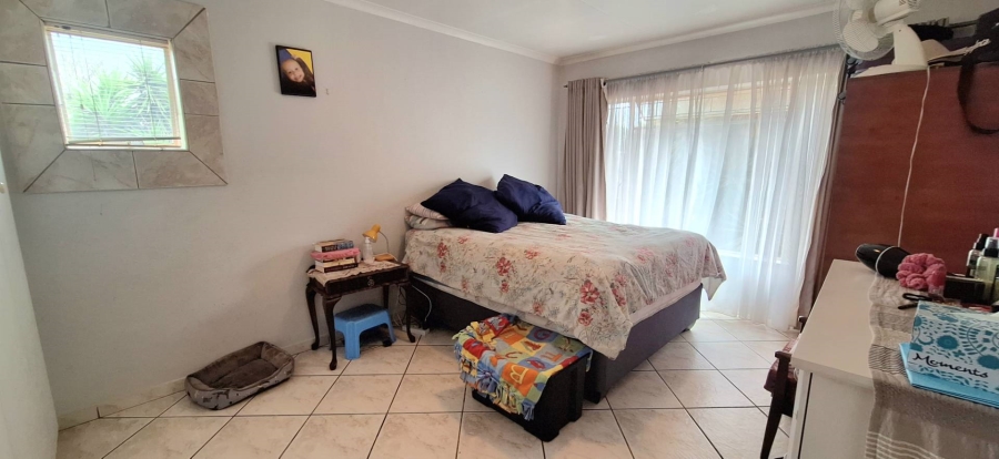 4 Bedroom Property for Sale in Brackenhurst Gauteng