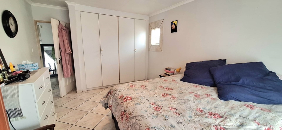 4 Bedroom Property for Sale in Brackenhurst Gauteng