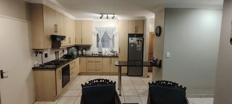 3 Bedroom Property for Sale in New Redruth Gauteng