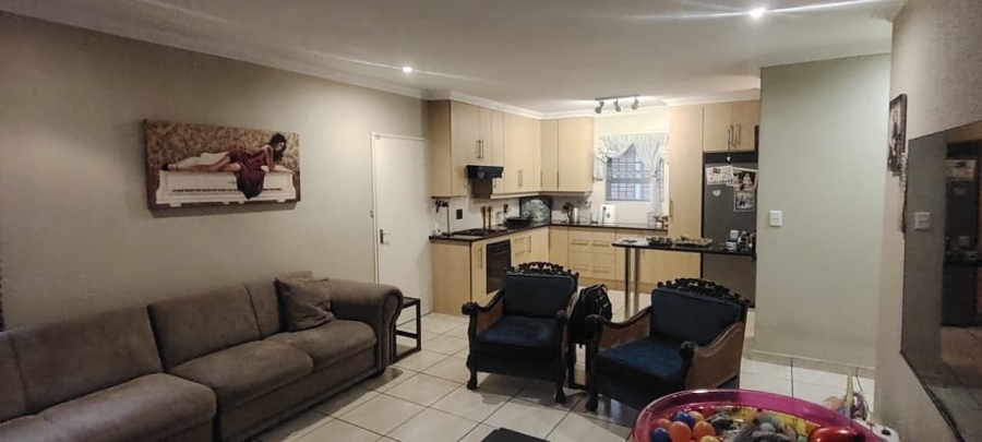 3 Bedroom Property for Sale in New Redruth Gauteng