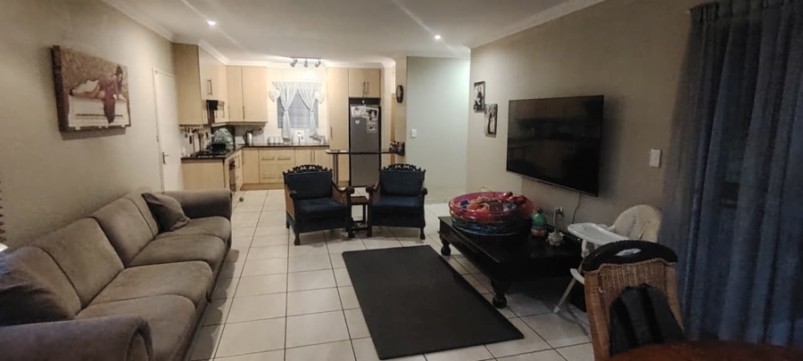3 Bedroom Property for Sale in New Redruth Gauteng