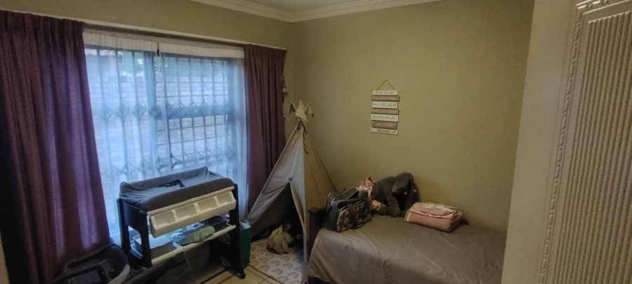 3 Bedroom Property for Sale in New Redruth Gauteng