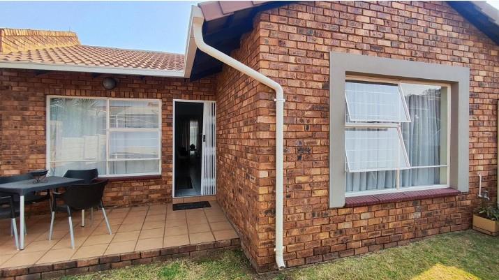 2 Bedroom Property for Sale in Meyersdal Gauteng